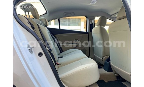 Sayi Imported Renault Fluence White Mota in Import - Dubai a Ashanti Sayi Imported Renault Fluence White Mota in Import - Dubai a Ashanti