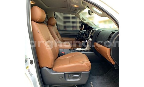 Buy Import Toyota Tundra White Car in Import - Dubai in Ashanti Buy Import Toyota Tundra White Car in Import - Dubai in Ashanti