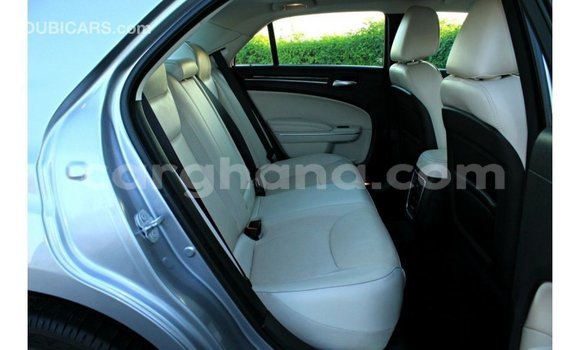 Buy Import Chrysler 300 Other Car in Import - Dubai in Ashanti Buy Import Chrysler 300 Other Car in Import - Dubai in Ashanti
