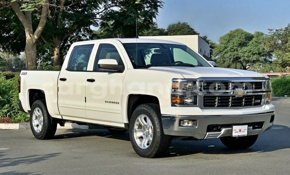 Ra Imported Chevrolet Silverado funfun Ọkọ̀ in Import - Dubai ni Ashanti Ra Imported Chevrolet Silverado funfun Ọkọ̀ in Import - Dubai ni Ashanti