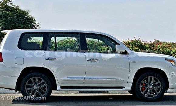 Buy Import Lexus LX White Car in Import - Dubai in Ashanti Buy Import Lexus LX White Car in Import - Dubai in Ashanti