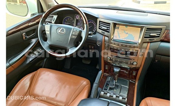 Buy Import Lexus LX White Car in Import - Dubai in Ashanti Buy Import Lexus LX White Car in Import - Dubai in Ashanti