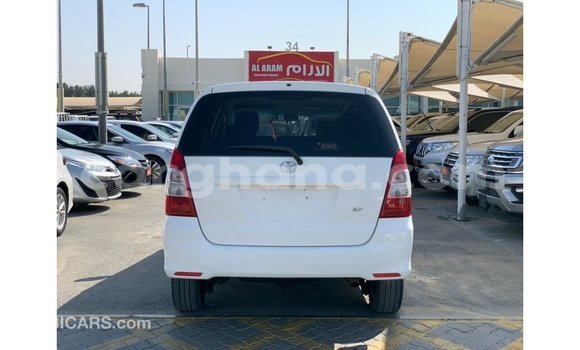 Ra Imported Toyota Innova funfun Ọkọ̀ in Import - Dubai ni Ashanti Ra Imported Toyota Innova funfun Ọkọ̀ in Import - Dubai ni Ashanti
