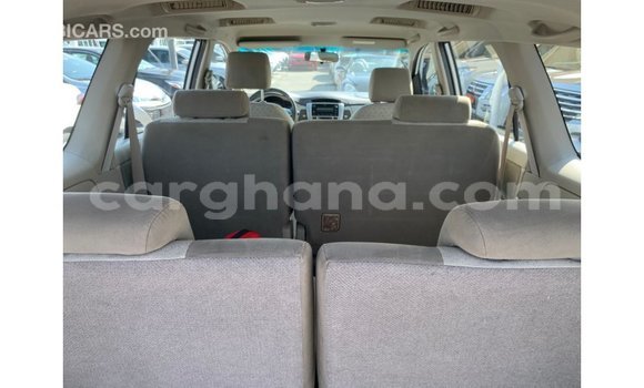 Ra Imported Toyota Innova funfun Ọkọ̀ in Import - Dubai ni Ashanti Ra Imported Toyota Innova funfun Ọkọ̀ in Import - Dubai ni Ashanti