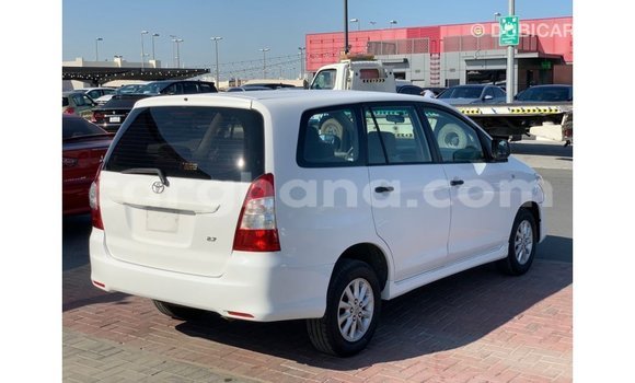 Buy Import Toyota Innova White Car in Import - Dubai in Ashanti Buy Import Toyota Innova White Car in Import - Dubai in Ashanti