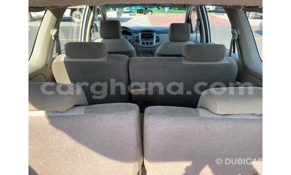 Buy Import Toyota Innova White Car in Import - Dubai in Ashanti Buy Import Toyota Innova White Car in Import - Dubai in Ashanti