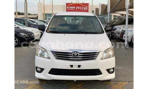 Ra Imported Toyota Innova funfun Ọkọ̀ in Import - Dubai ni Ashanti Ra Imported Toyota Innova funfun Ọkọ̀ in Import - Dubai ni Ashanti