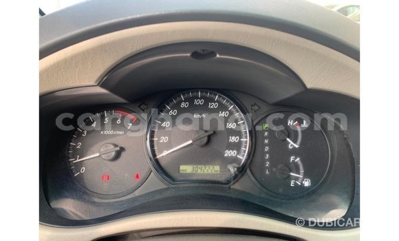 Ra Imported Toyota Innova funfun Ọkọ̀ in Import - Dubai ni Ashanti Ra Imported Toyota Innova funfun Ọkọ̀ in Import - Dubai ni Ashanti