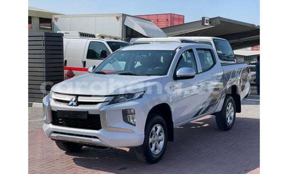 Ra Imported Mitsubishi L200 funfun Ọkọ̀ in Import - Dubai ni Ashanti Ra Imported Mitsubishi L200 funfun Ọkọ̀ in Import - Dubai ni Ashanti