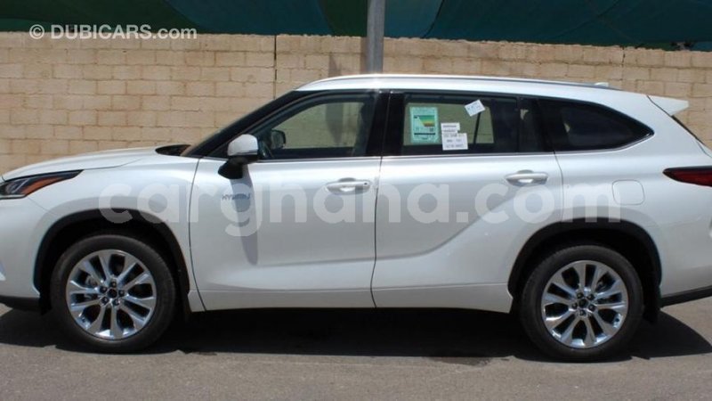 Big with watermark toyota highlander ashanti import dubai 10761