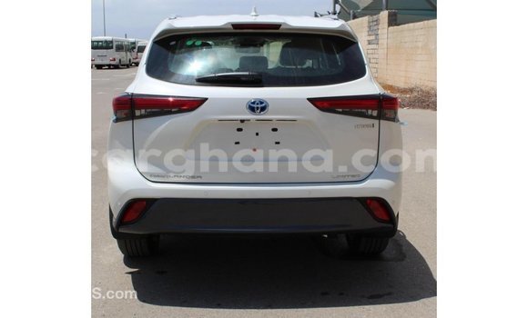 Buy Import Toyota Highlander White Car in Import - Dubai in Ashanti Buy Import Toyota Highlander White Car in Import - Dubai in Ashanti