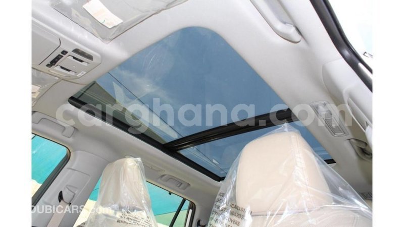 Big with watermark toyota highlander ashanti import dubai 10761