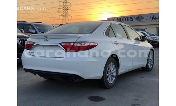 Sayi Imported Toyota Camry White Mota in Import - Dubai a Ashanti Sayi Imported Toyota Camry White Mota in Import - Dubai a Ashanti
