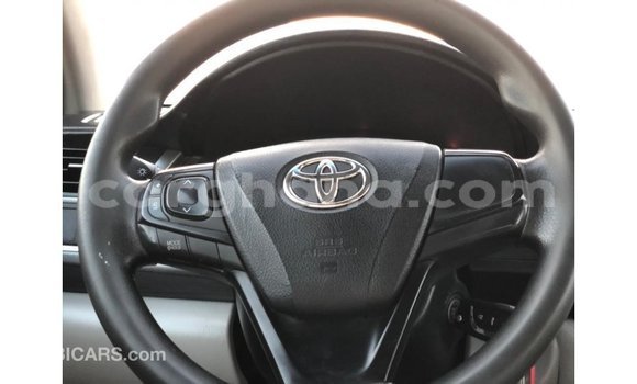 Sayi Imported Toyota Camry White Mota in Import - Dubai a Ashanti Sayi Imported Toyota Camry White Mota in Import - Dubai a Ashanti