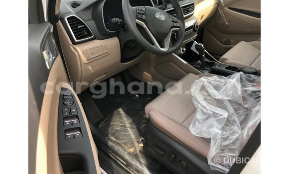 Buy Import Hyundai Tucson White Car in Import - Dubai in Ashanti Buy Import Hyundai Tucson White Car in Import - Dubai in Ashanti