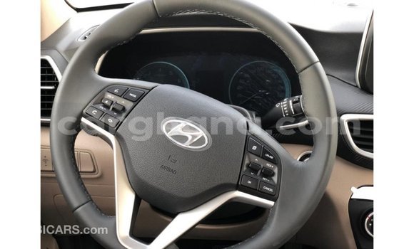 Buy Import Hyundai Tucson White Car in Import - Dubai in Ashanti Buy Import Hyundai Tucson White Car in Import - Dubai in Ashanti
