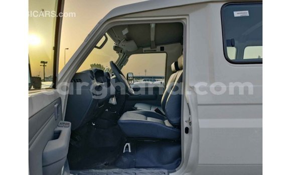 Buy Import Toyota Land Cruiser White Car in Import - Dubai in Ashanti Buy Import Toyota Land Cruiser White Car in Import - Dubai in Ashanti
