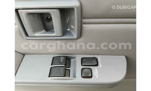 Buy Import Toyota Land Cruiser White Car in Import - Dubai in Ashanti Buy Import Toyota Land Cruiser White Car in Import - Dubai in Ashanti