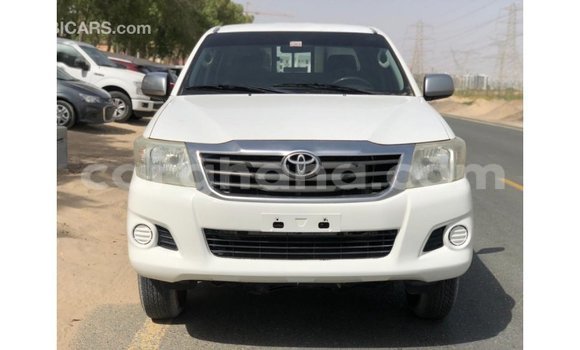 Buy Import Toyota Hilux White Car in Import - Dubai in Ashanti Buy Import Toyota Hilux White Car in Import - Dubai in Ashanti