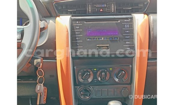 Sayi Imported Toyota Fortuner White Mota in Import - Dubai a Ashanti Sayi Imported Toyota Fortuner White Mota in Import - Dubai a Ashanti