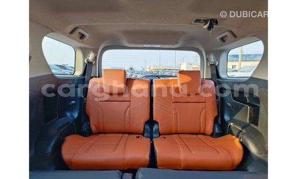 Sayi Imported Toyota Fortuner White Mota in Import - Dubai a Ashanti Sayi Imported Toyota Fortuner White Mota in Import - Dubai a Ashanti