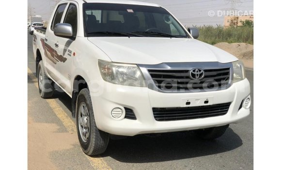 Buy Import Toyota Hilux White Car in Import - Dubai in Ashanti Buy Import Toyota Hilux White Car in Import - Dubai in Ashanti