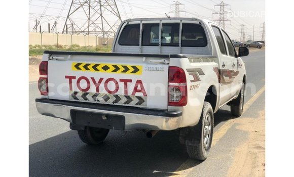 Buy Import Toyota Hilux White Car in Import - Dubai in Ashanti Buy Import Toyota Hilux White Car in Import - Dubai in Ashanti