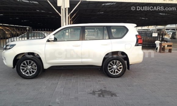 Sayi Imported Toyota Prado White Mota in Import - Dubai a Ashanti Sayi Imported Toyota Prado White Mota in Import - Dubai a Ashanti