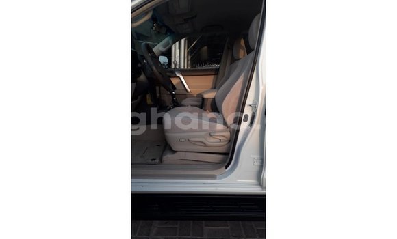Sayi Imported Toyota Prado White Mota in Import - Dubai a Ashanti Sayi Imported Toyota Prado White Mota in Import - Dubai a Ashanti