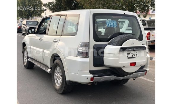 Sayi Imported Mitsubishi Pajero White Mota in Import - Dubai a Ashanti Sayi Imported Mitsubishi Pajero White Mota in Import - Dubai a Ashanti