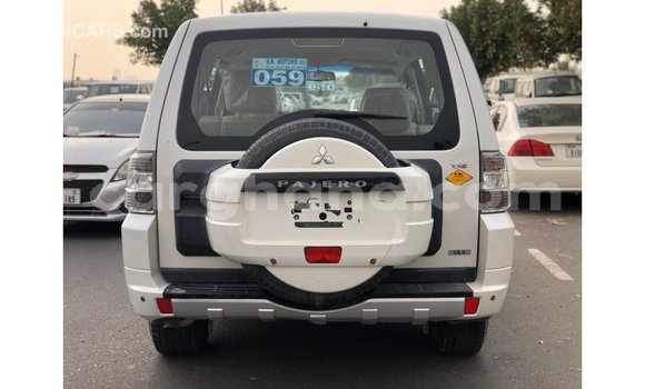 Sayi Imported Mitsubishi Pajero White Mota in Import - Dubai a Ashanti Sayi Imported Mitsubishi Pajero White Mota in Import - Dubai a Ashanti