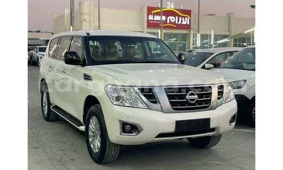 Buy Import Nissan Patrol White Car in Import - Dubai in Ashanti