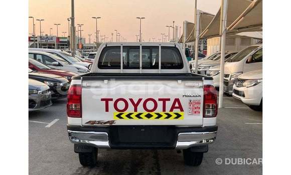 Buy Import Toyota Hilux White Car in Import - Dubai in Ashanti Buy Import Toyota Hilux White Car in Import - Dubai in Ashanti