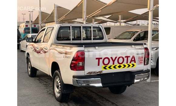 Buy Import Toyota Hilux White Car in Import - Dubai in Ashanti Buy Import Toyota Hilux White Car in Import - Dubai in Ashanti
