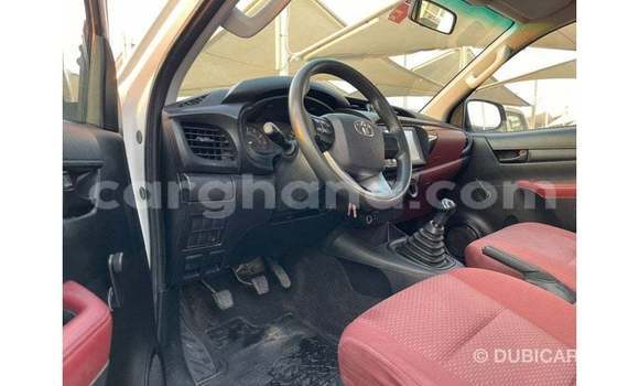 Buy Import Toyota Hilux White Car in Import - Dubai in Ashanti Buy Import Toyota Hilux White Car in Import - Dubai in Ashanti