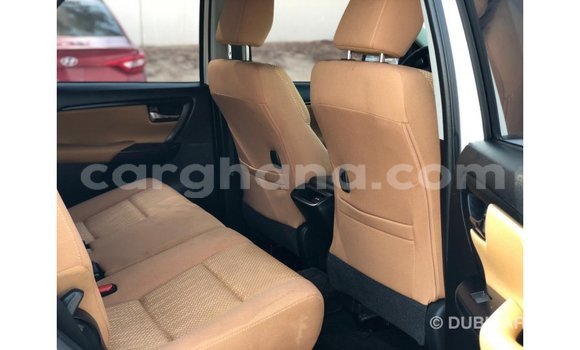 Ra Imported Toyota Fortuner funfun Ọkọ̀ in Import - Dubai ni Ashanti Ra Imported Toyota Fortuner funfun Ọkọ̀ in Import - Dubai ni Ashanti