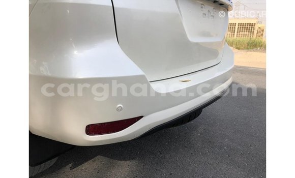 Sayi Imported Toyota Fortuner White Mota in Import - Dubai a Ashanti Sayi Imported Toyota Fortuner White Mota in Import - Dubai a Ashanti
