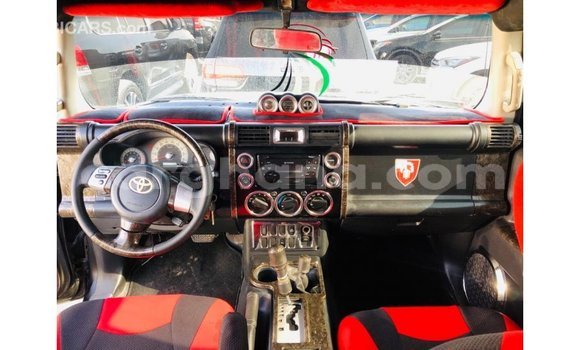 Buy Import Toyota FJ Cruiser Black Car in Import - Dubai in Ashanti Buy Import Toyota FJ Cruiser Black Car in Import - Dubai in Ashanti