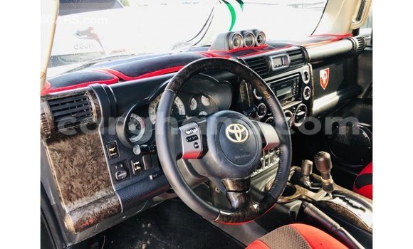 Buy Import Toyota FJ Cruiser Black Car in Import - Dubai in Ashanti Buy Import Toyota FJ Cruiser Black Car in Import - Dubai in Ashanti