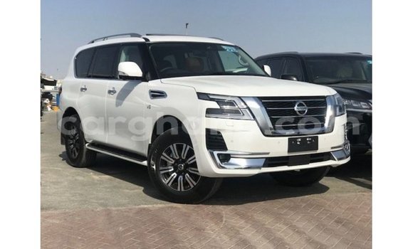 Buy Import Nissan Patrol White Car in Import - Dubai in Ashanti Buy Import Nissan Patrol White Car in Import - Dubai in Ashanti