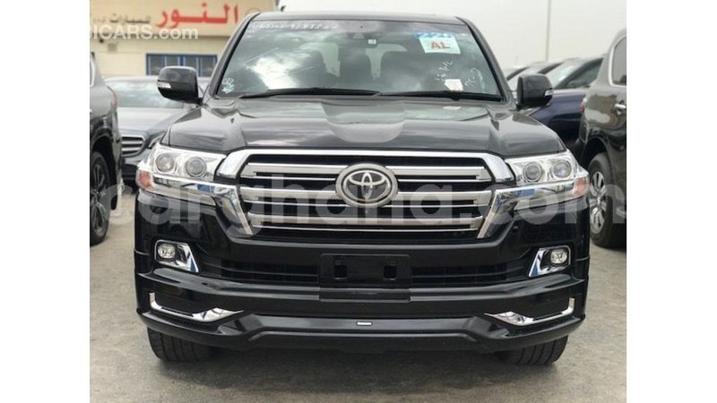 Big with watermark toyota land cruiser ashanti import dubai 10790