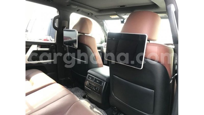 Big with watermark toyota land cruiser ashanti import dubai 10790