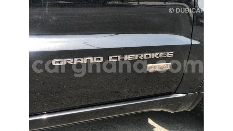 Big with watermark jeep cherokee ashanti import dubai 10792