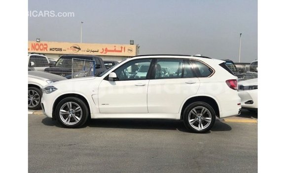 Sayi Imported BMW X5 White Mota in Import - Dubai a Ashanti Sayi Imported BMW X5 White Mota in Import - Dubai a Ashanti