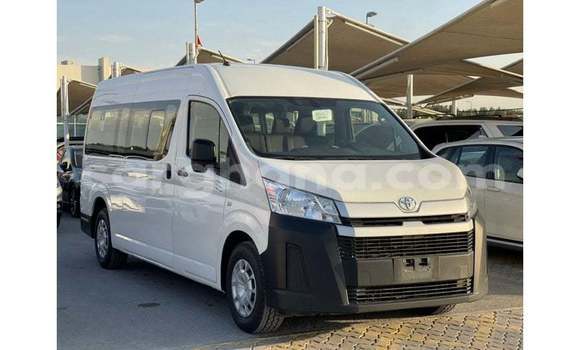 Buy Import Toyota Hiace White Car in Import - Dubai in Ashanti
