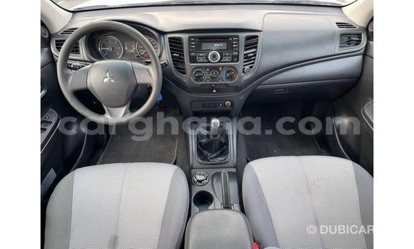 Ra Imported Mitsubishi L200 funfun Ọkọ̀ in Import - Dubai ni Ashanti Ra Imported Mitsubishi L200 funfun Ọkọ̀ in Import - Dubai ni Ashanti