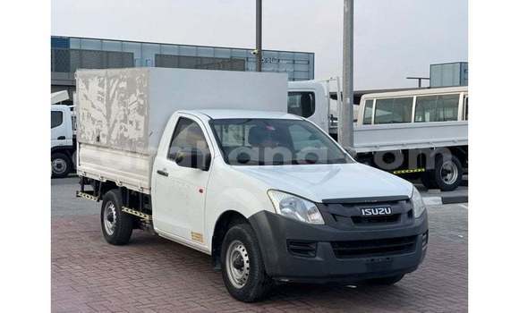 Sayi Imported Isuzu Rodeo White Mota in Import - Dubai a Ashanti