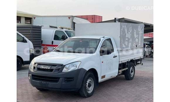 Buy Import Isuzu Rodeo White Car in Import - Dubai in Ashanti Buy Import Isuzu Rodeo White Car in Import - Dubai in Ashanti