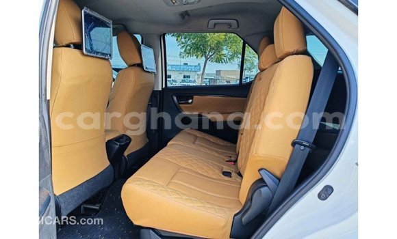 Buy Import Toyota Fortuner White Car in Import - Dubai in Ashanti Buy Import Toyota Fortuner White Car in Import - Dubai in Ashanti