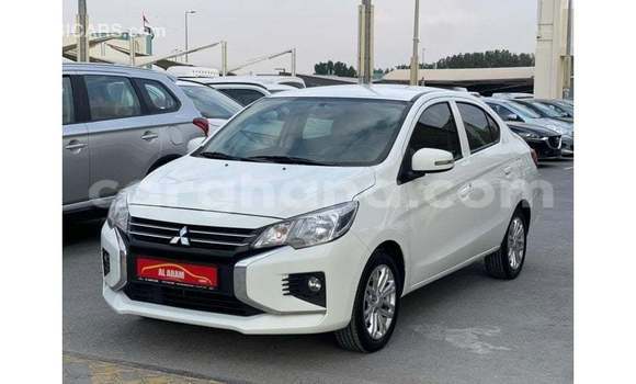 Ra Imported Mitsubishi Attrage funfun Ọkọ̀ in Import - Dubai ni Ashanti Ra Imported Mitsubishi Attrage funfun Ọkọ̀ in Import - Dubai ni Ashanti